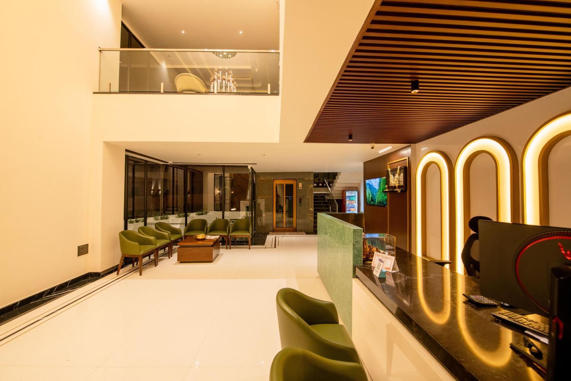 Hotel Mysore Radiance Екстериор снимка