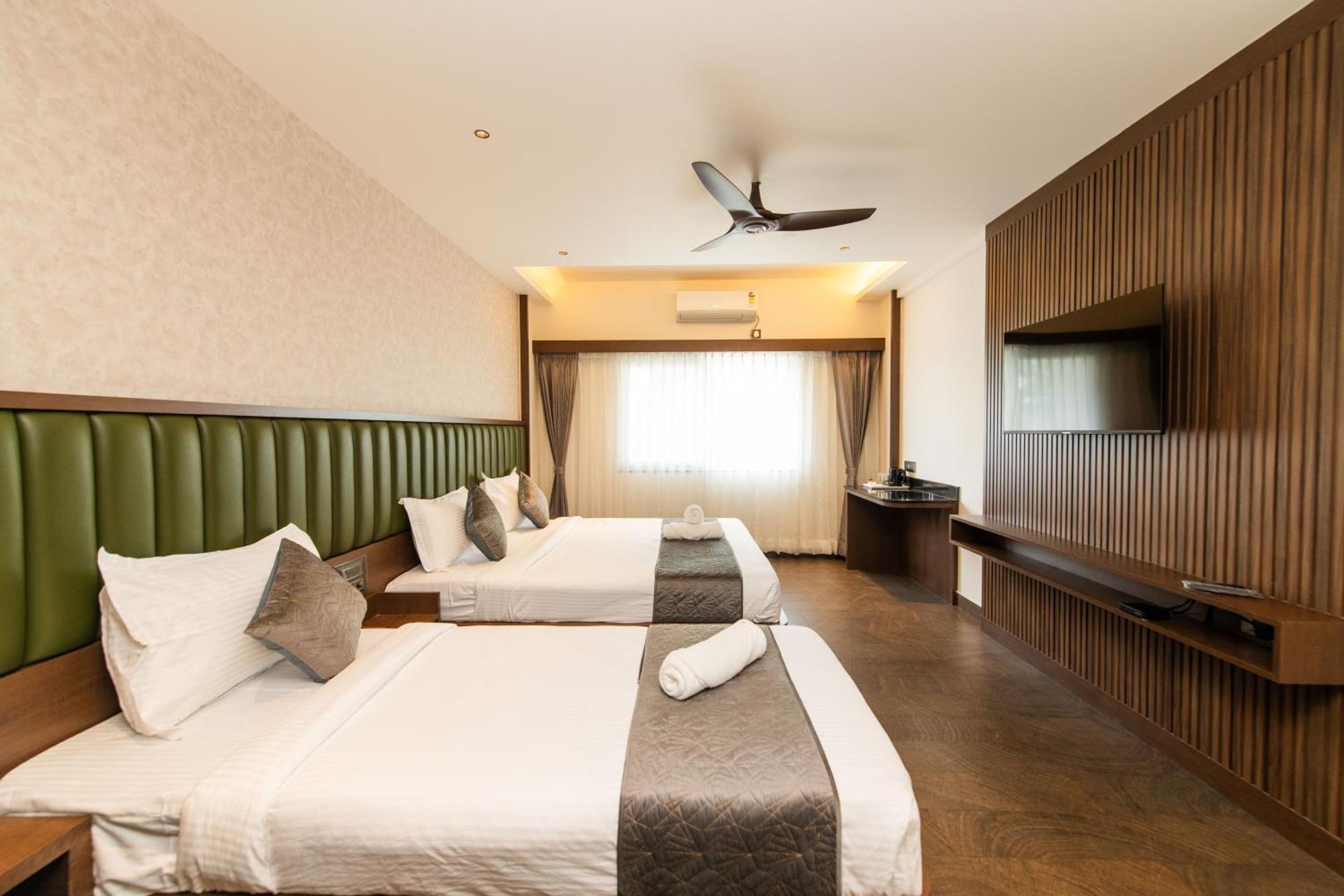 Hotel Mysore Radiance Екстериор снимка