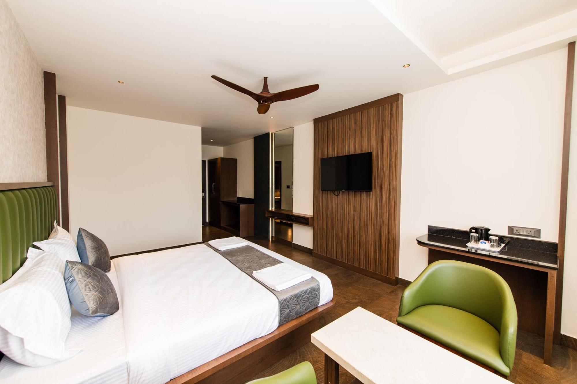Hotel Mysore Radiance Екстериор снимка